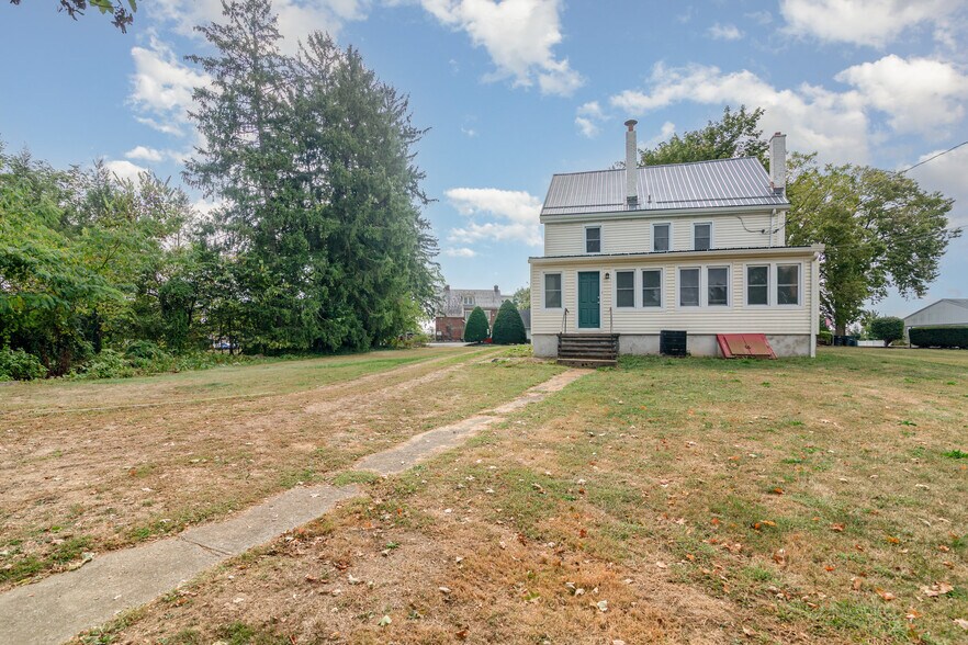 More Photos Of 3311 Market St, Camp Hill Office Residential For Sale