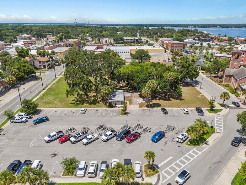 More Photos Of 203 Laurel St, Palatka Office For Sale