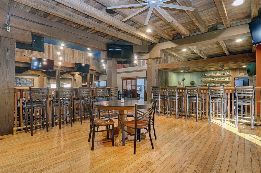 More Photos Of 720 E 50 Hwy, Salida Restaurant For Sale