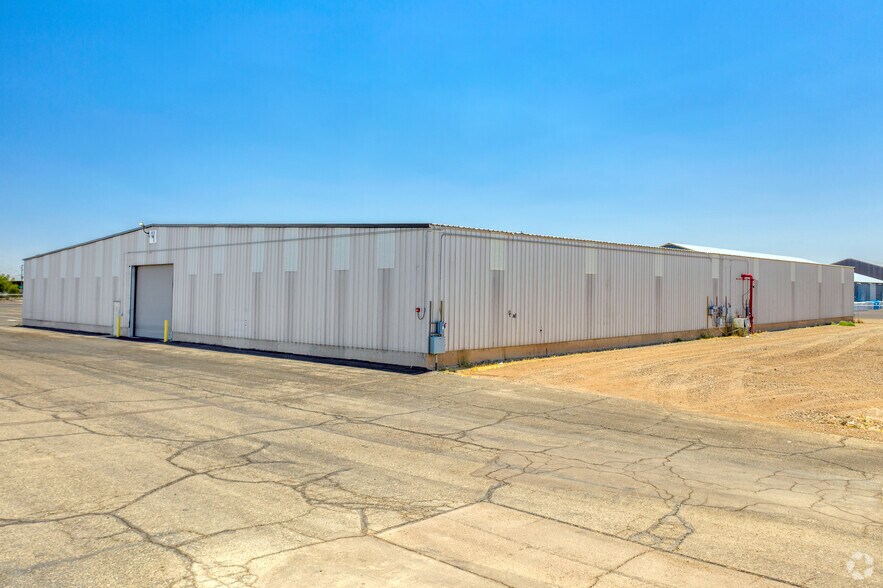 More Photos Of 5220 N 51st Ave, Glendale Unknown For Lease