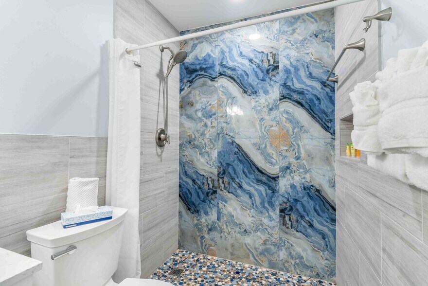 More Photos Of 97850 Overseas Hwy, Key Largo Hotel For Sale