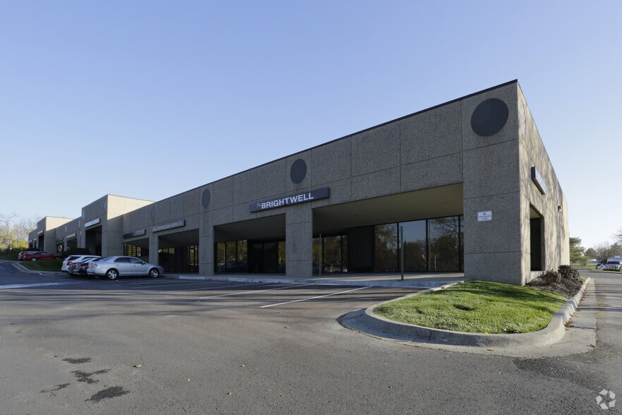 Primary Photo Of 14631-14651 W 95th St, Lenexa Light Distribution For Lease