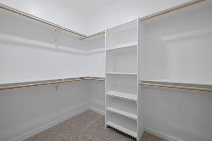 More Photos Of 1101-1109 Fairhaven Loop, Richland Apartments For Sale