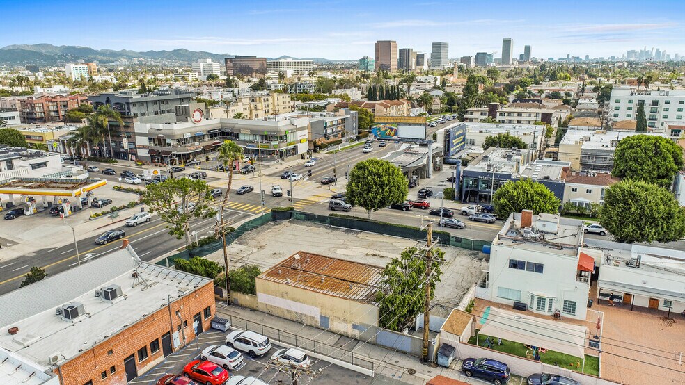 More Photos Of 401 S Robertson Blvd, Beverly Hills Land For Lease