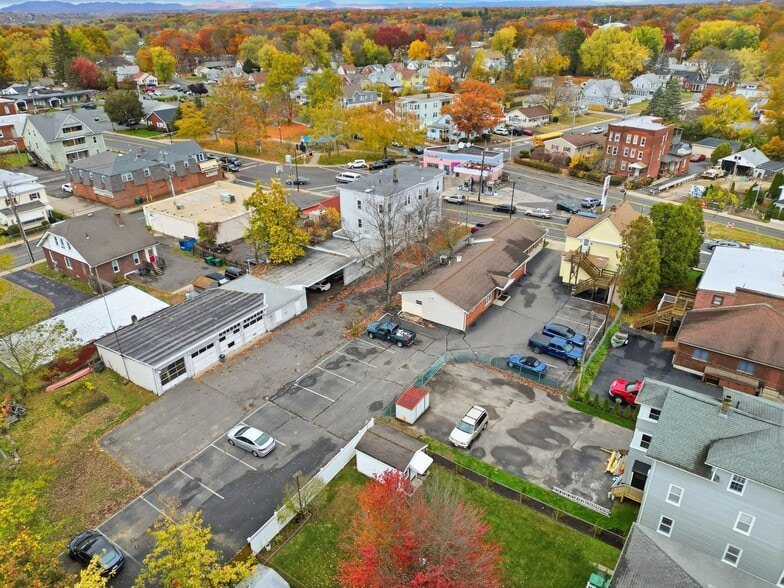 More Photos Of 641 Grattan St, Chicopee Office For Lease