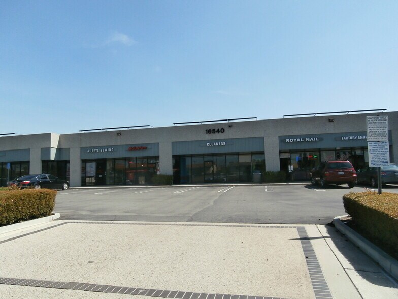 More Photos Of 16540 Harbor Blvd, Fountain Valley Storefront For Lease