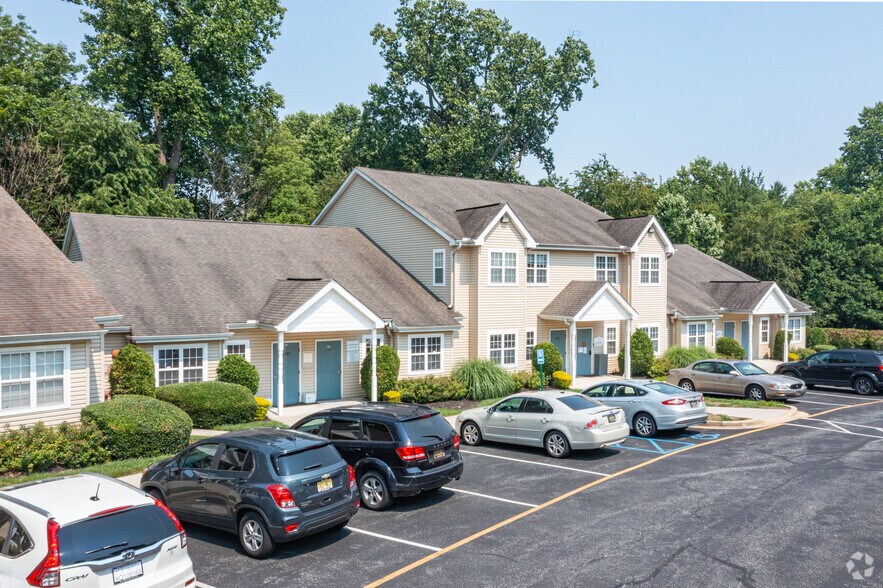 More Photos Of 5570-5590 Kirkwood Hwy, Wilmington Unknown For Lease