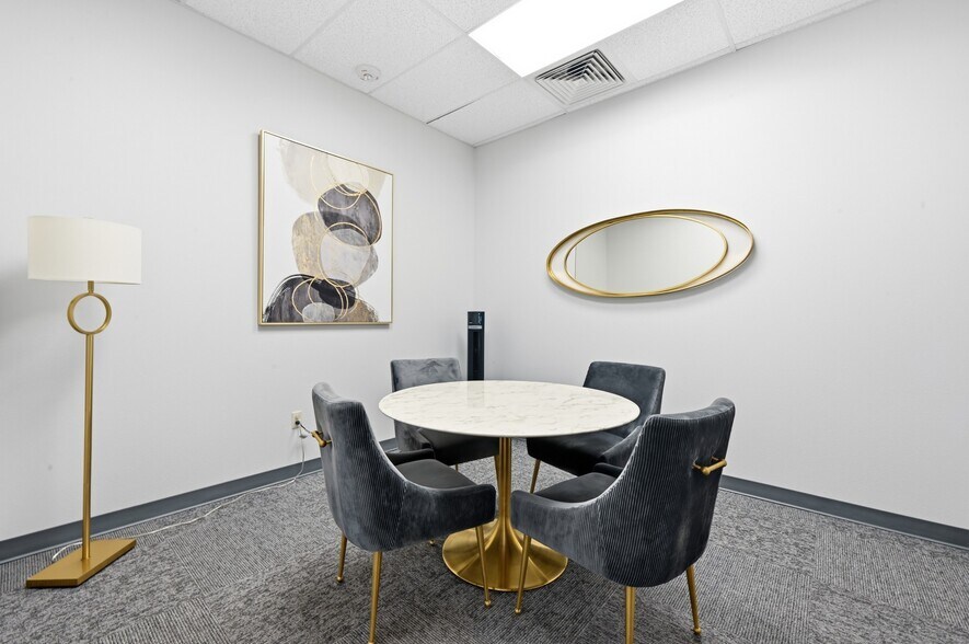 More Photos Of 333 E Highway 290, Dripping Springs Office For Lease