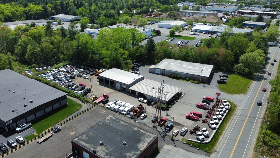 More Photos Of 790 W Chestnut St, Brockton Service For Sale