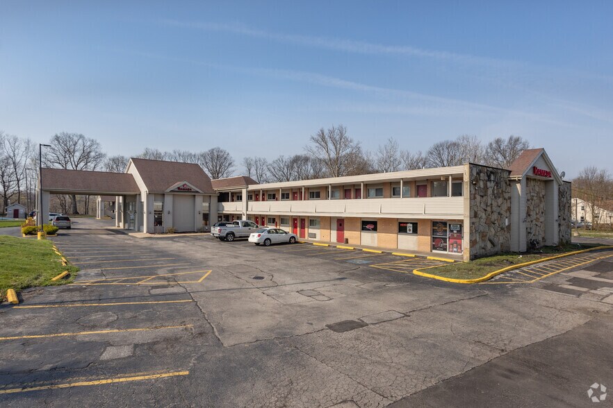 More Photos Of 22115 Brookpark Rd, Cleveland Hotel For Sale