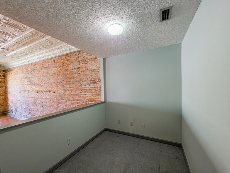 More Photos Of 113 N Patterson St, Valdosta Apartments For Sale