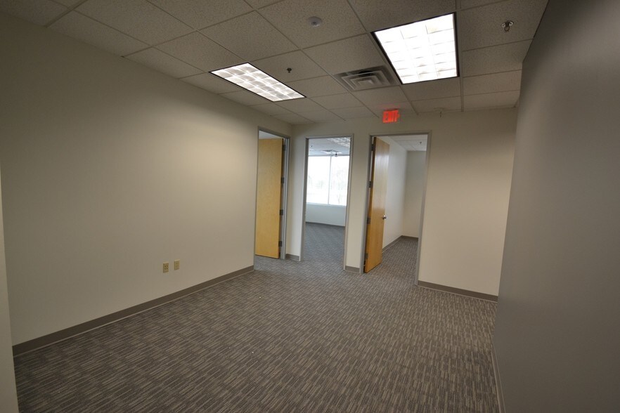 More Photos Of 3930 E Ray Rd, Phoenix Office For Lease