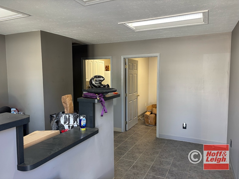 More Photos Of 201 Reed St, Spencer Light Manufacturing For Sale