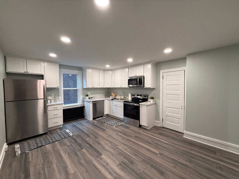 More Photos Of 9 W Chestnut St, Souderton Apartments For Sale