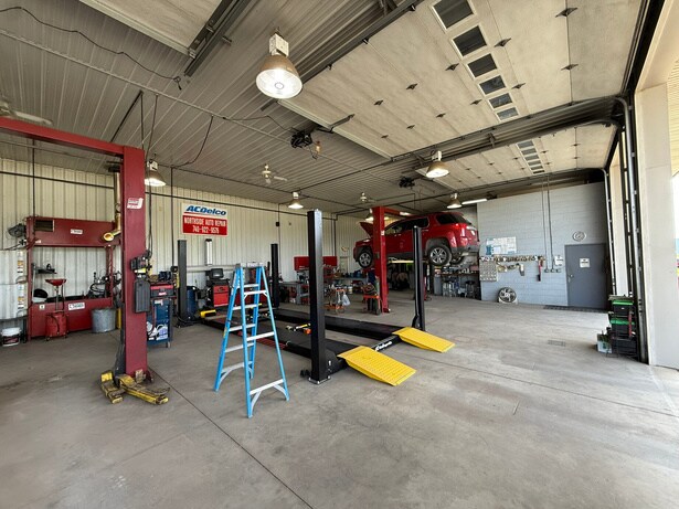 More Photos Of 1 Dennison Yard Cir, Dennison General Retail For Sale