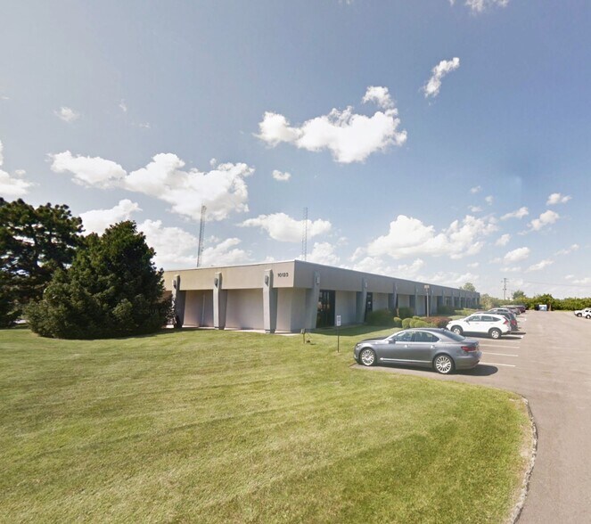 Primary Photo Of 10123 Corporate Square Dr, Creve Coeur Office For Lease