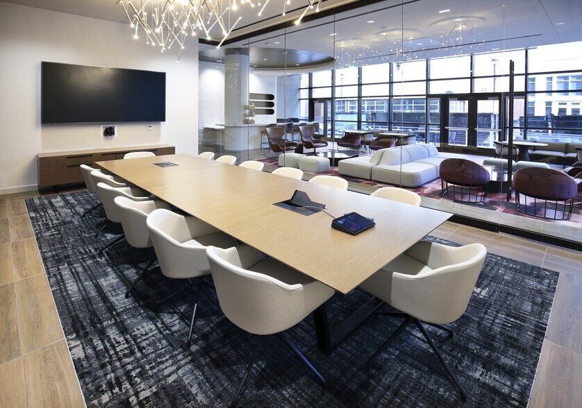 More Photos Of 3030 Nowitzki Way, Dallas Office For Lease