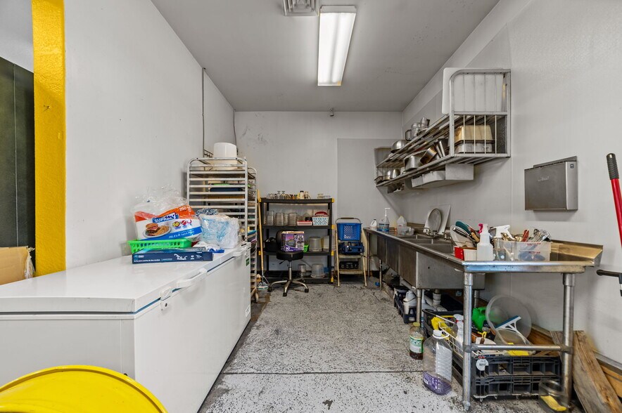 More Photos Of 39365 US Highway 264 E, Belhaven General Retail For Sale