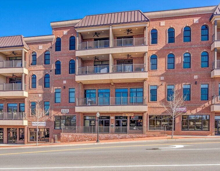 More Photos Of 301 S Main St, Blacksburg Office For Lease