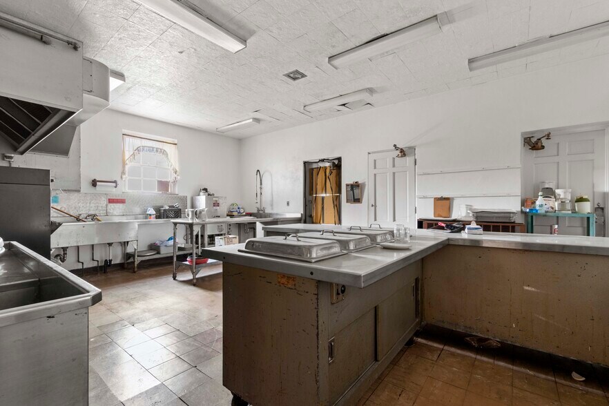 More Photos Of 500 Thompson Ave, Clairton Religious Facility For Sale