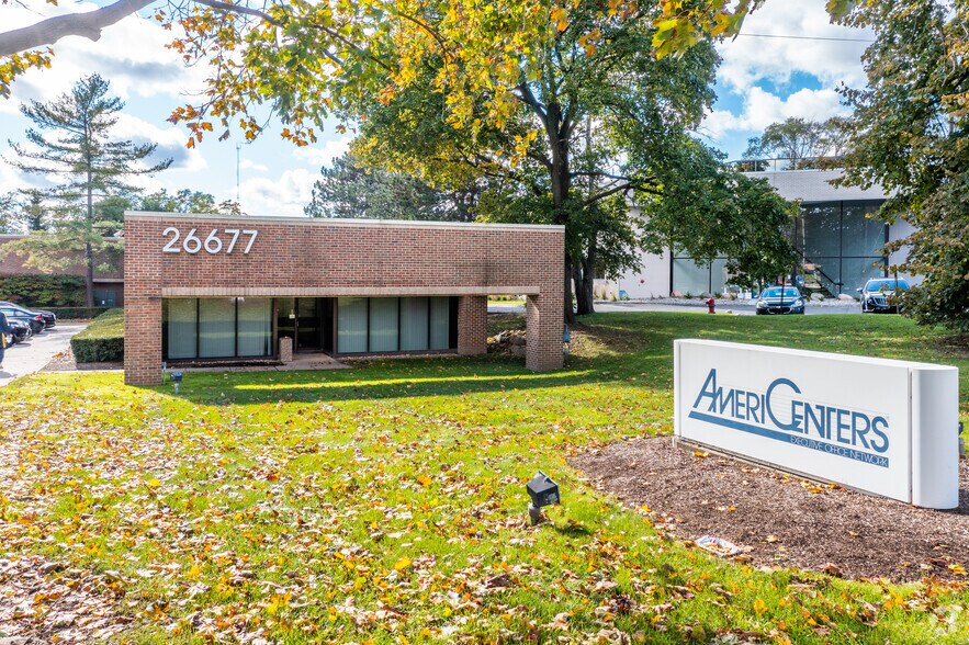 More Photos Of 26677 W 12 Mile Rd, Southfield Office For Sale