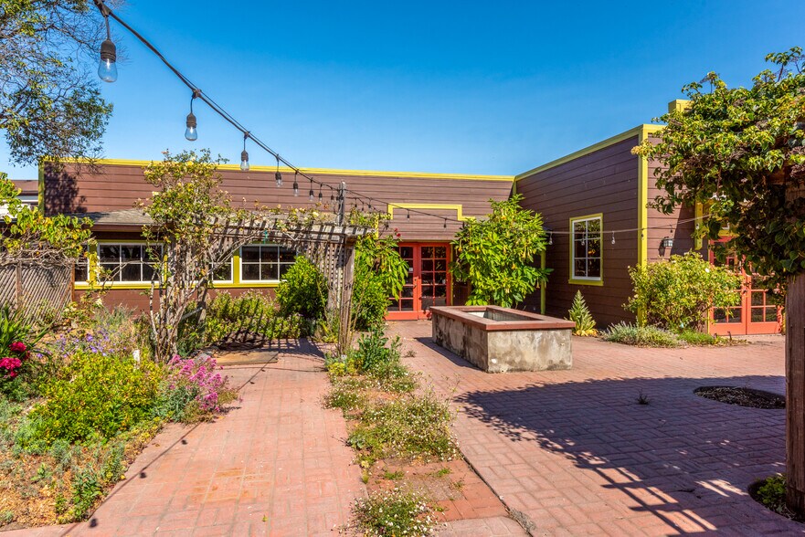 More Photos Of 11180 Highway 1, Point Reyes Station Restaurant For Sale