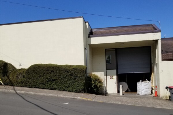 More Photos Of 949 Exchange St, Astoria Light Manufacturing For Sale