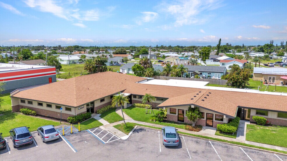 More Photos Of 3443 Tamiami Trl, Port Charlotte Medical For Lease
