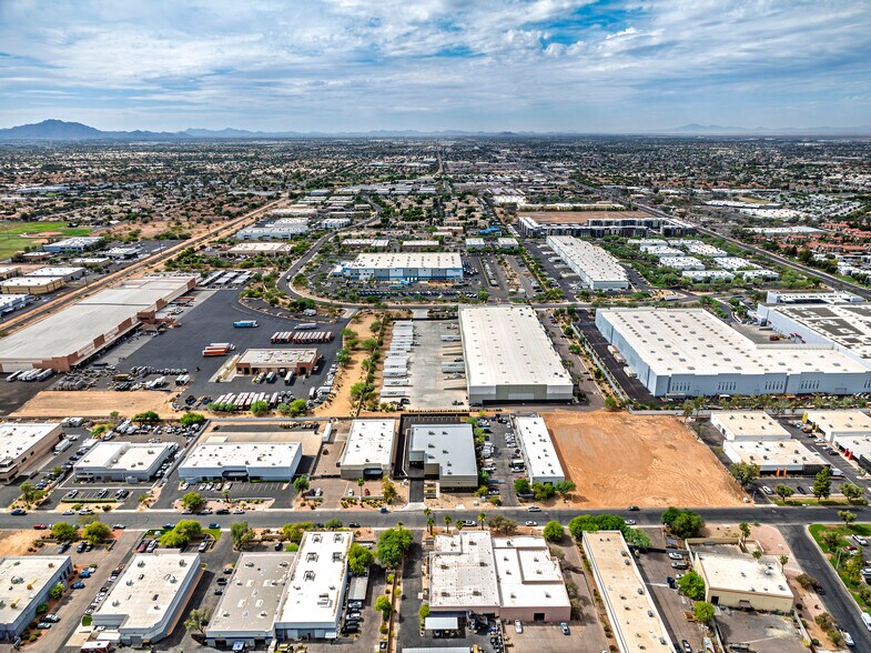 More Photos Of 315 E Comstock Dr, Chandler Warehouse For Sale