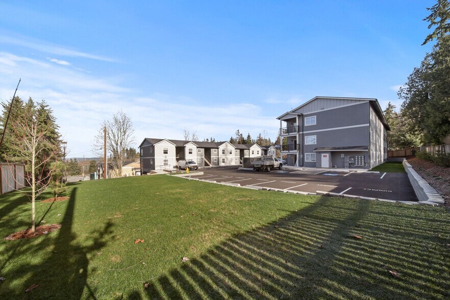 More Photos Of 1733 Payseno Ln SE, Port Orchard Apartments For Sale