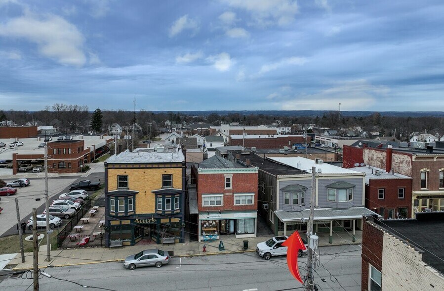 More Photos Of 111 W Liberty St, Medina Restaurant For Lease