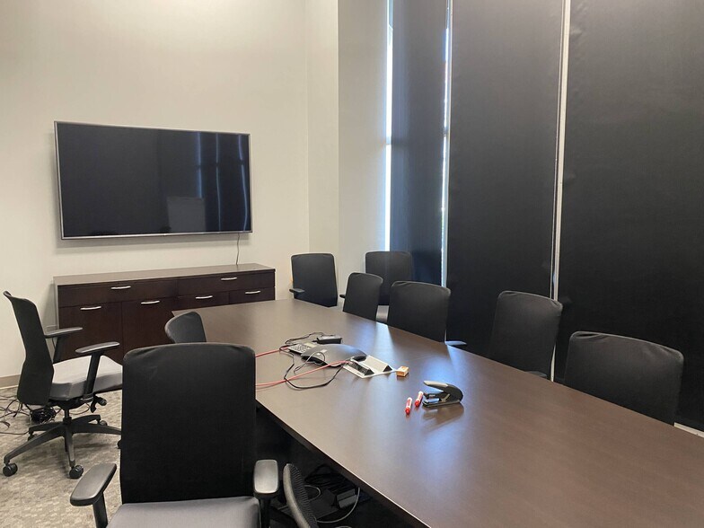 More Photos Of 431 W Main St, Tupelo Office For Lease