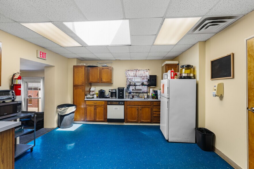 More Photos Of 461-467 Mount Prospect Ave, Newark Medical For Sale