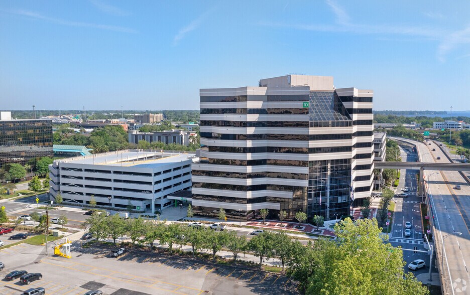 More Photos Of 1200 Riverplace Blvd, Jacksonville Office For Lease