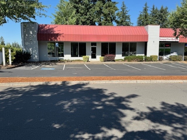 Primary Photo Of 8750 SW Citizens Dr, Wilsonville General Retail For Lease