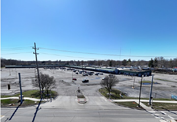 More Photos Of 1421-1575 Goshen Ave, Fort Wayne Storefront For Sale