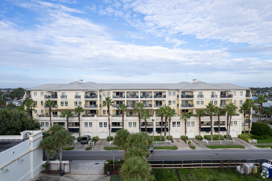 More Photos Of 525 3rd St N, Jacksonville Beach Apartments For Lease
