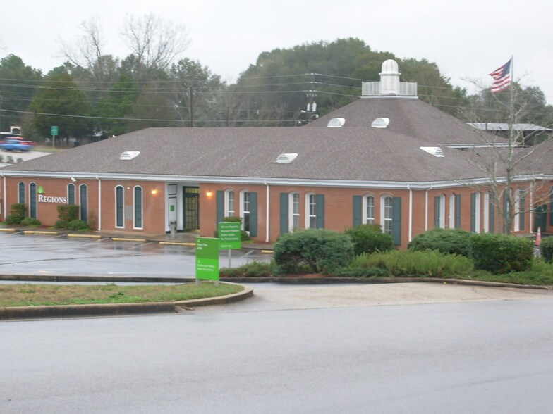 More Photos Of 261 Hwy 90, Defuniak Springs Bank For Lease