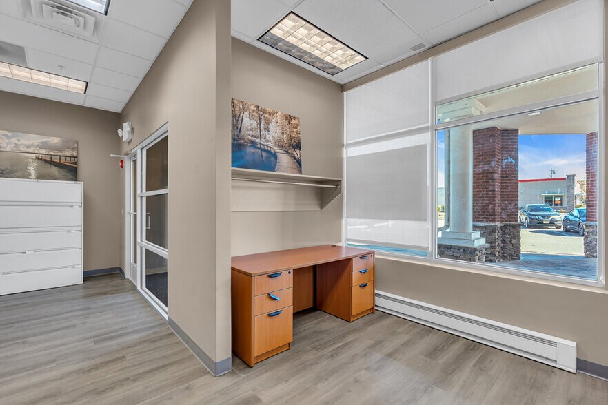 More Photos Of 355 N County Line Rd, Jackson Unknown For Lease