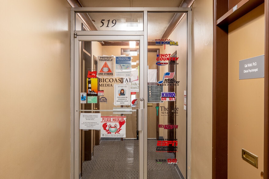More Photos Of 340 Central Ave, Coos Bay Medical For Lease