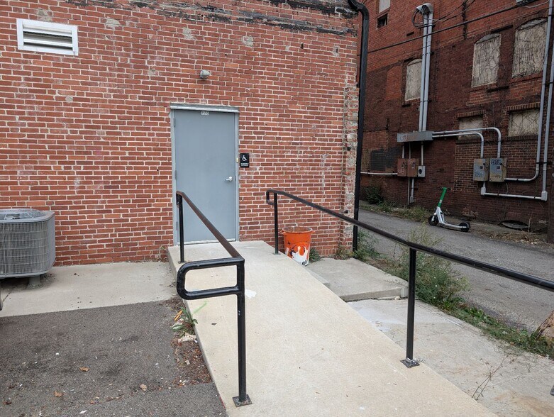 More Photos Of 1555-1563 N 4th St, Columbus Apartments For Sale