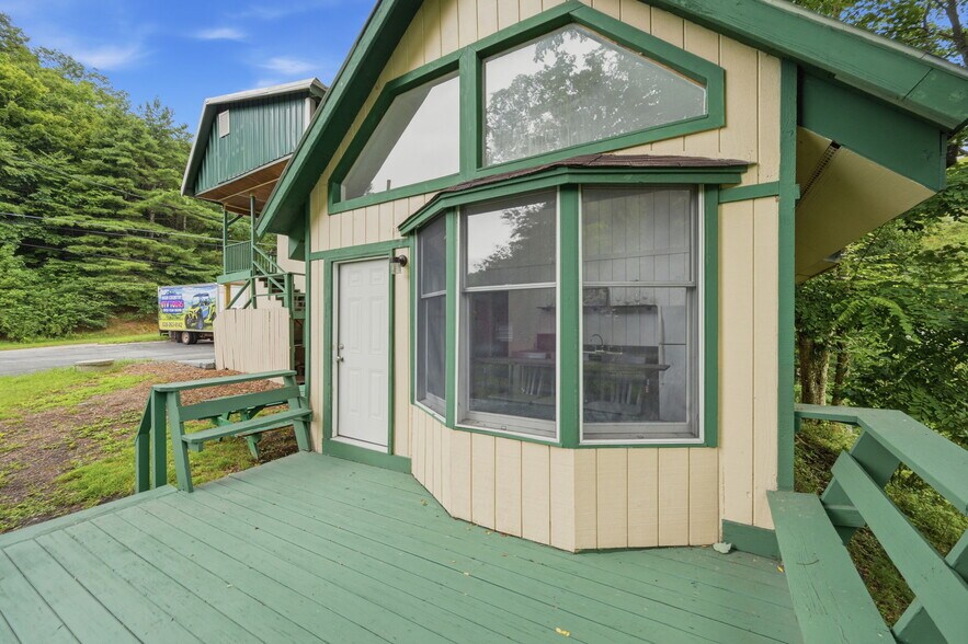 More Photos Of 3385 US Highway 321 S, Blowing Rock Office Residential For Sale