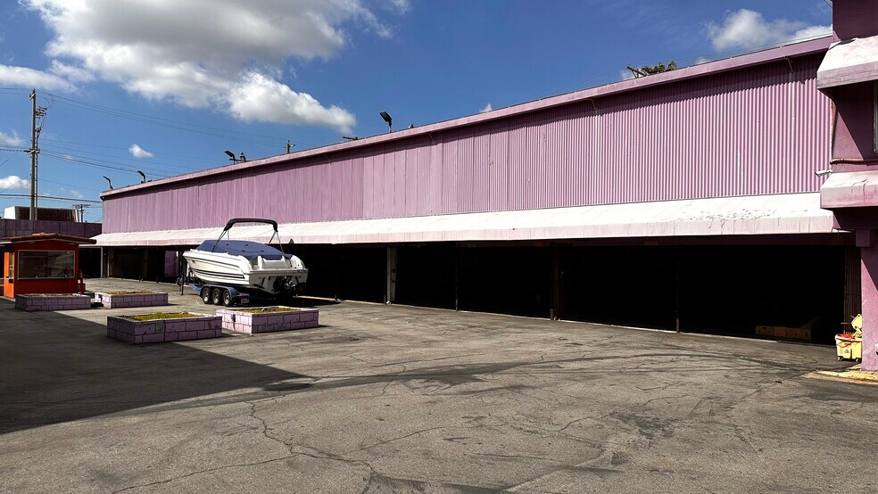 More Photos Of , Los Angeles Unknown For Sale