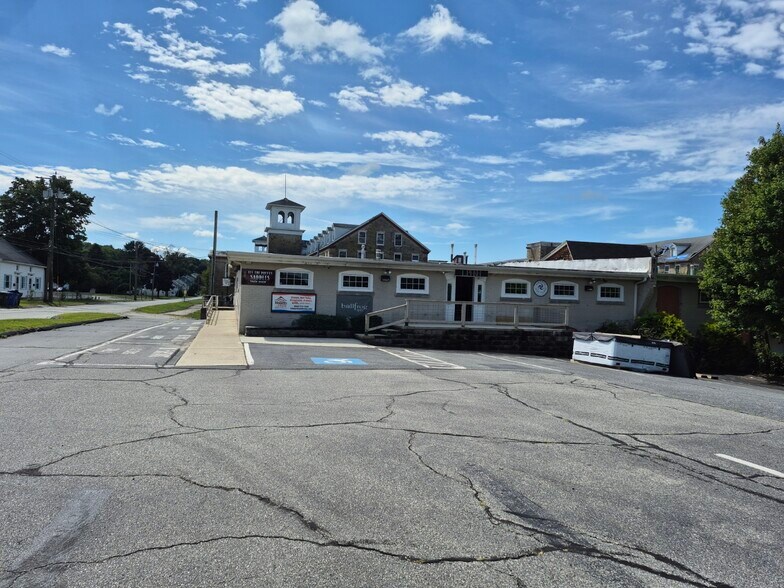 Primary Photo Of 19 S Walnut St, Wauregan General Retail For Sale