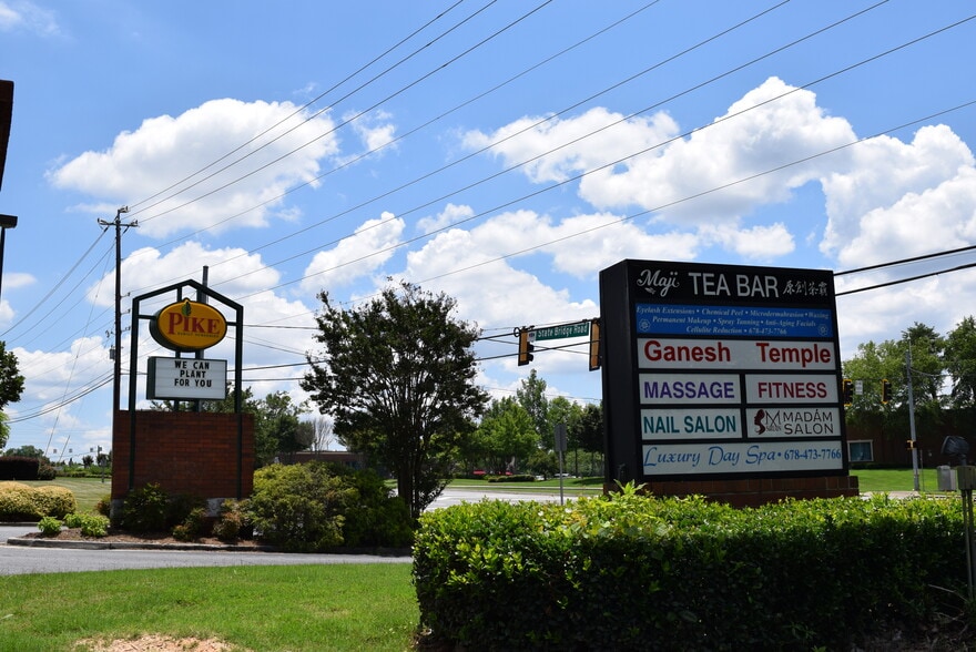 More Photos Of 5725 State Bridge Rd, Johns Creek Freestanding For Lease