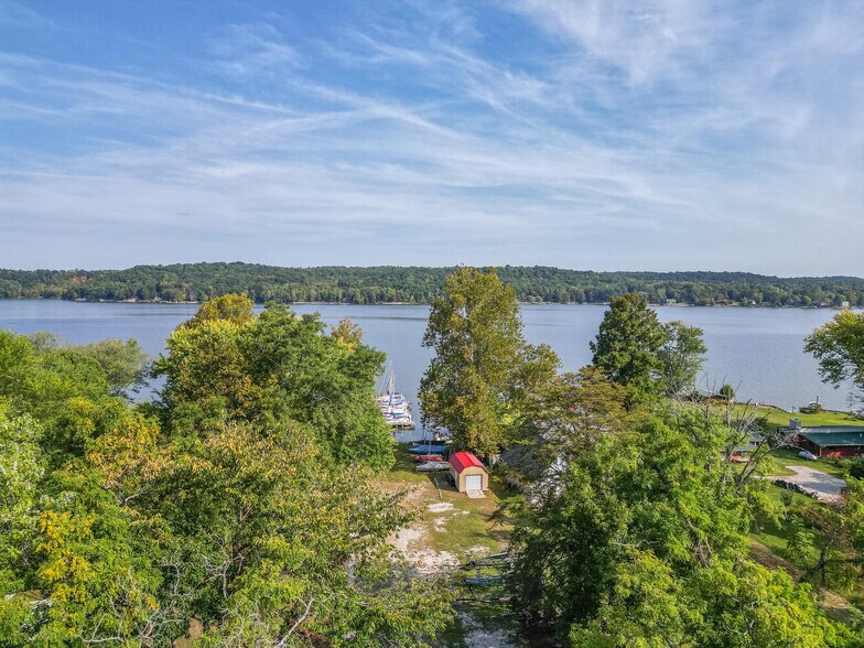 More Photos Of 8939 E Southshore Dr, Unionville Restaurant For Sale