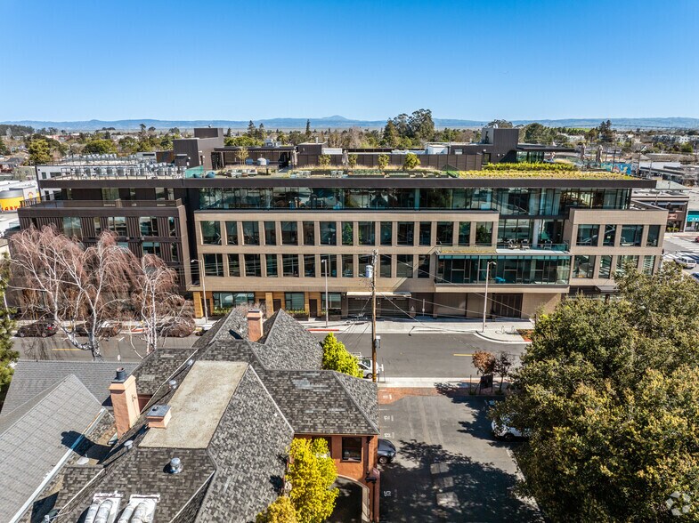 More Photos Of 303 Baldwin Ave, San Mateo Apartments For Lease