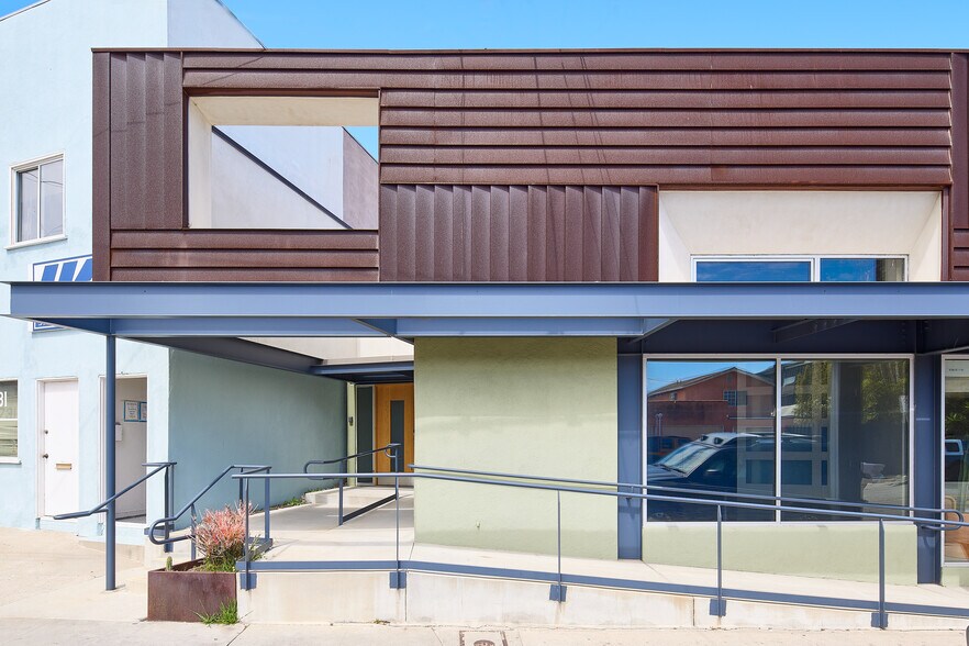 More Photos Of 1733-1737 Abbot Kinney Blvd, Venice Storefront Retail Office For Lease