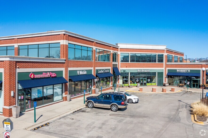 Primary Photo Of 775 Waukegan Rd, Deerfield Storefront For Lease