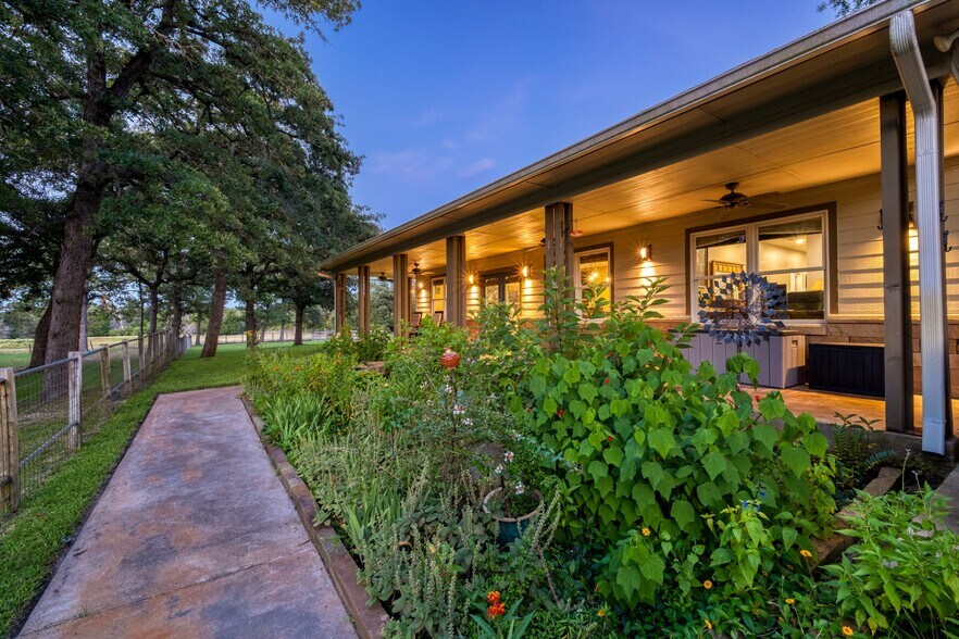 More Photos Of 1474 County Road B, Lexington Specialty For Sale